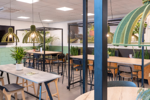 Van verouderde kantine naar circulaire ontmoetingsplek voor groenmedewerkers bij Rijnvicus