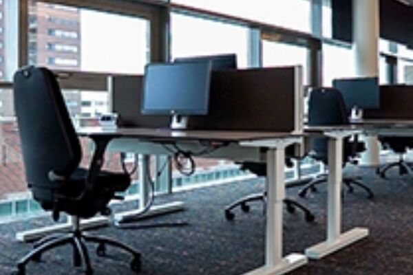 Ergonomische bureaustoelen en hulpmiddelen voor Alwel