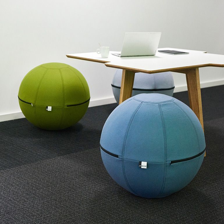 Concreet Mobiliseren Masaccio Fit2Sit Exclusive zitbal met luxe uitstraling - Health2Work - Health2Work Concreet Mobiliseren Masaccio Fit2Sit Exclusive zitbal met luxe uitstraling - Health2Work - Health2Work