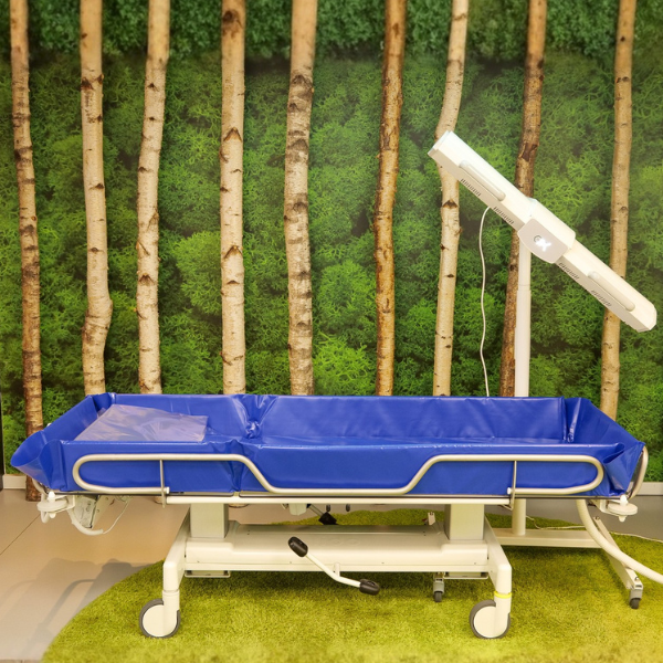 ErgoGlow warmtepaneel in gebruik tijdens douchemoment